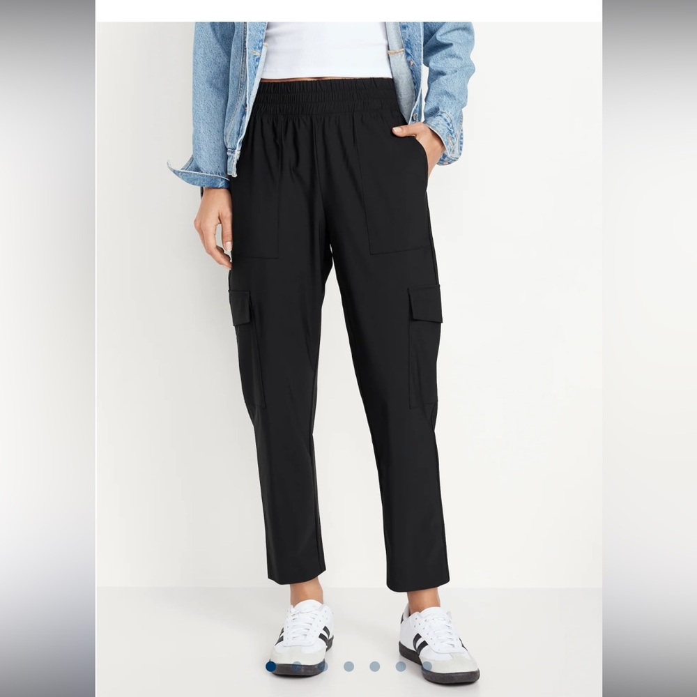 Women’s High Waisted Sleek Tech Cargo Ankle Pants from Old Navy